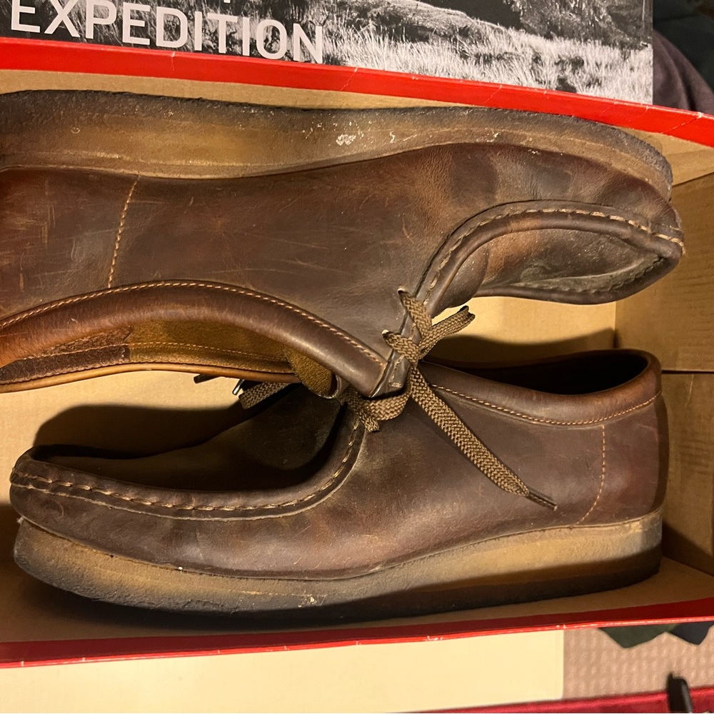 Clarks Wallabee Beeswax Brown Leather Men’s Shoes